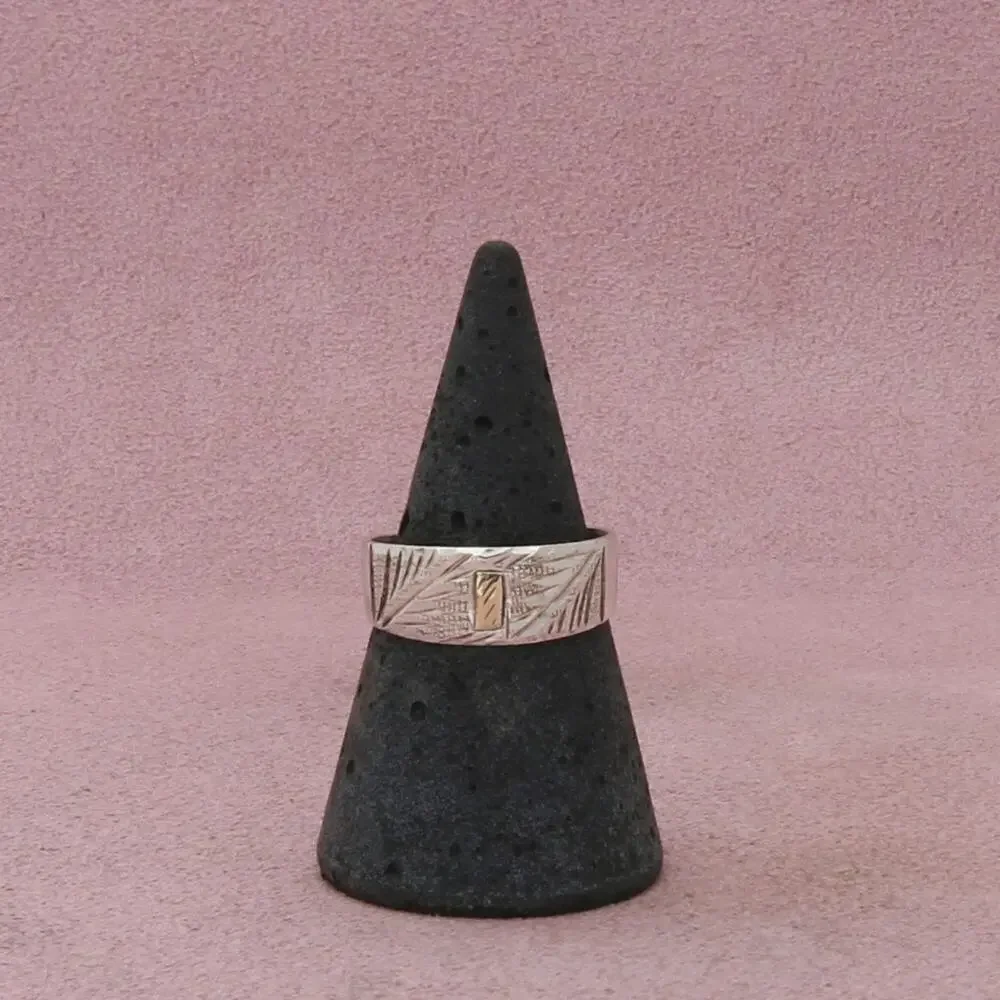 sterling silver & 14k gold vintage etched band ring size 7.5